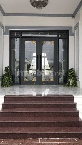 Biệt thự và đất đường DT871, Gò Công Đông. DT 4.740m2, nhà 1lầu 5PN