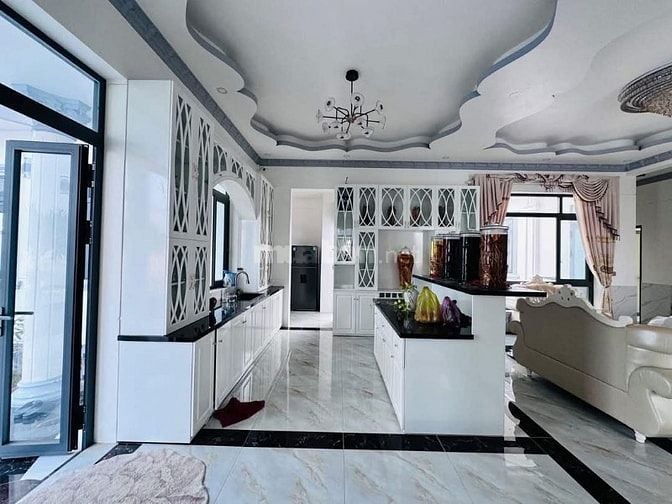 Biệt thự và đất đường DT871, Gò Công Đông. DT 4.740m2, nhà 1lầu 5PN