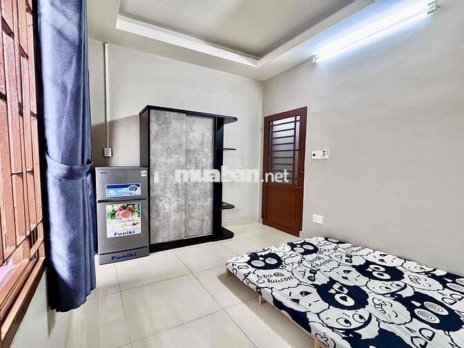 🏡phòng full nội thất ban công lớn mới giá chỉ 4đ ngay CV Hoàng Văn Thụ