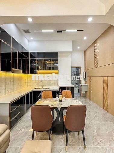 NHÀ TRỆT LẦU CAO CẤP - HẺM 7M, NGUYỄN VĂN CỪ