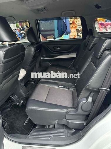 Toyota Veloz Cross CVT 2022 (Xe Nhập - Gia Đình SD