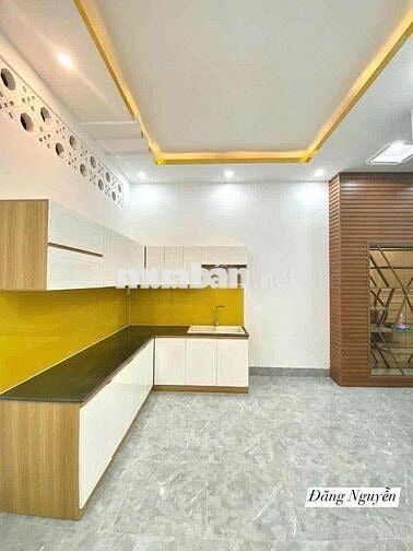 ❇️ Cho thuê - Nhà 2 Lầu Sân Đậu Oto Gần MT Trần Nam Phú