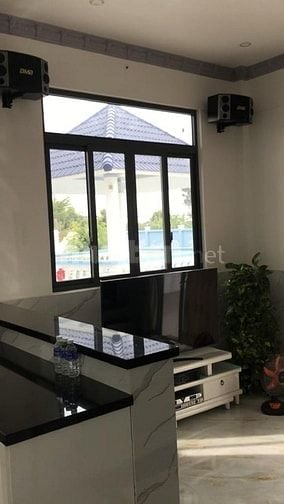 Biệt thự và đất đường DT871, Gò Công Đông. DT 4.740m2, nhà 1lầu 5PN