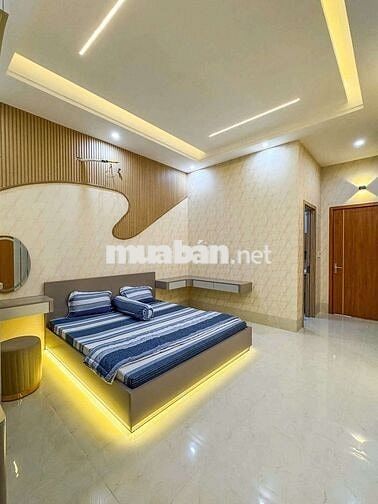 NHÀ TRỆT LẦU CAO CẤP - HẺM 7M, NGUYỄN VĂN CỪ