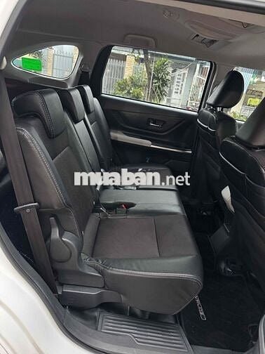 Toyota Veloz Cross CVT 2022 (Xe Nhập - Gia Đình SD