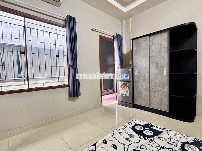 🏡phòng full nội thất ban công lớn mới giá chỉ 4đ ngay CV Hoàng Văn Thụ