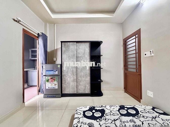 🏡phòng full nội thất ban công lớn mới giá chỉ 4đ ngay CV Hoàng Văn Thụ