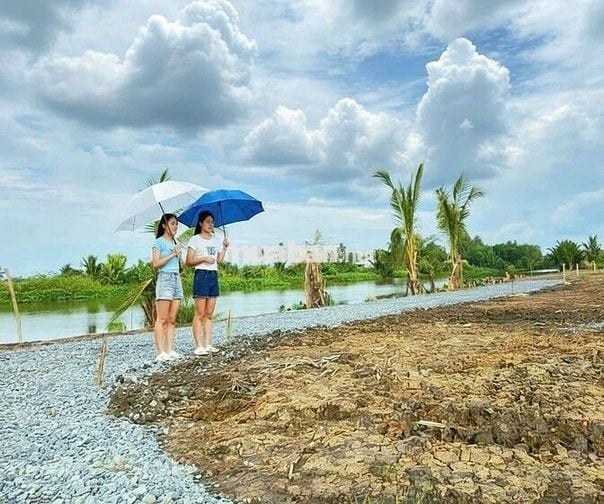 Hàng Vip, 500m2 đất vườn view sông cực đẹp chỉ 500tr