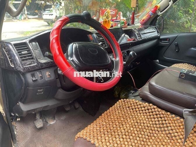 Toyota Hiace 2006 van 3 chổ máy dầu