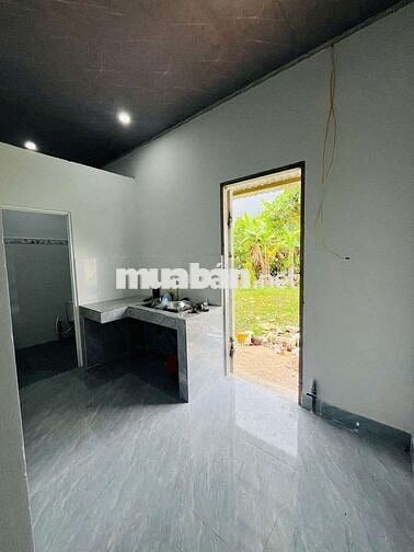 CHO THUÊ NHÀ TRỆT 100MV 6TR 1pn sân sau công viên 500mv