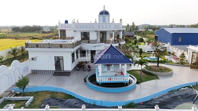 Biệt thự và đất đường DT871, Gò Công Đông. DT 4.740m2, nhà 1lầu 5PN