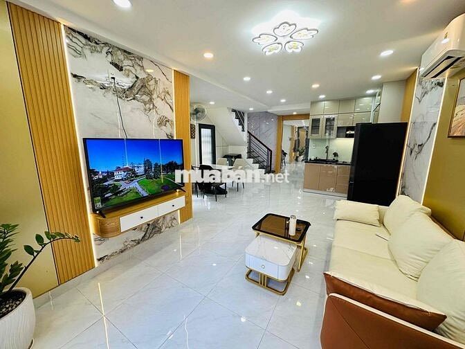 Nhà căn góc 2 mặt tiền mới xây cho thuê