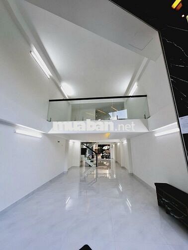 SIÊU PHẨM NHÀ MỚI MẶT KÍNH 2 MẶT TIỀN TRƯỚC SAU – 29A8 Hoa Sứ, P2, PN