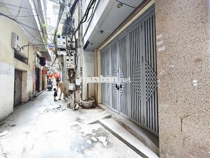 Bán nhà Trương Định 50m2,Mặt tiền 4.34m,dòng tiền 24 triệu/tháng,12 tỷ