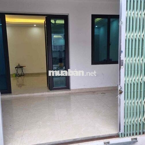 Dưới 40tr/m2 có nhà đẹp Định Công Hạ-Oto 20m-85m; C4; MT6m; Thang chờ