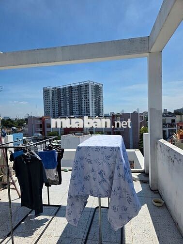 Pass phòng studio 25m2 trên đường Nguyễn Thần Hiến Quận 4