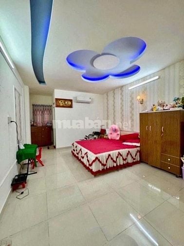 BÁN NHÀ KINH DOANH BUÔN BÁN Ở CHỢ BÌNH CHÁNH GIÁ 550TR 