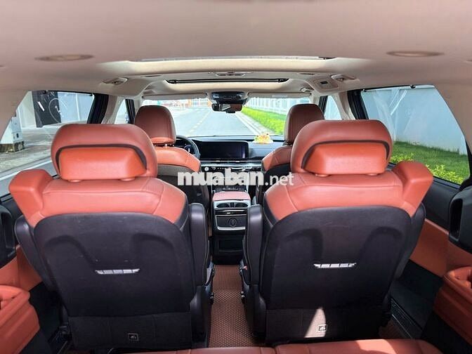 Kia Carnival 2022 Signature 2.2D - 52000 km