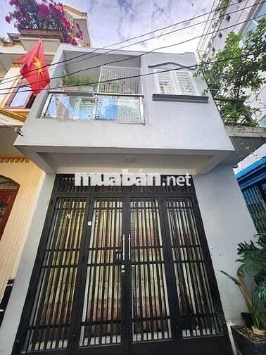 GẤP ! NHÀ CĂN GÓC Q.10 - NỞ HẬU 6.5M - THÔNG 3 ĐƯỜNG - CHỈ 7.3 TỶ TL