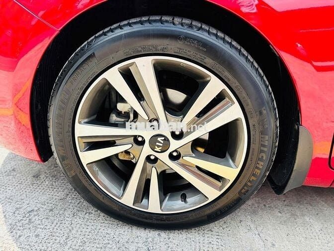 Kia Cerato 2018 1.6 AT - 49000 km