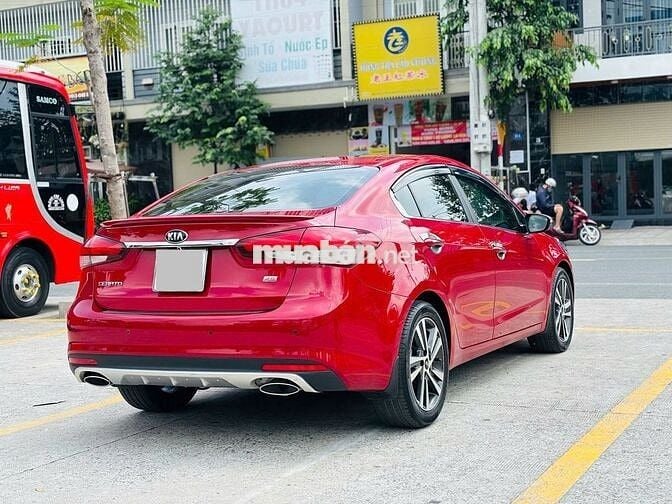 Kia Cerato 2018 1.6 AT - 49000 km