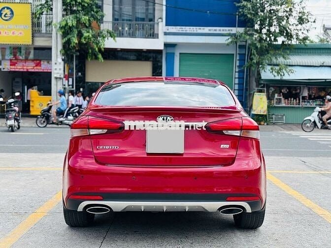 Kia Cerato 2018 1.6 AT - 49000 km