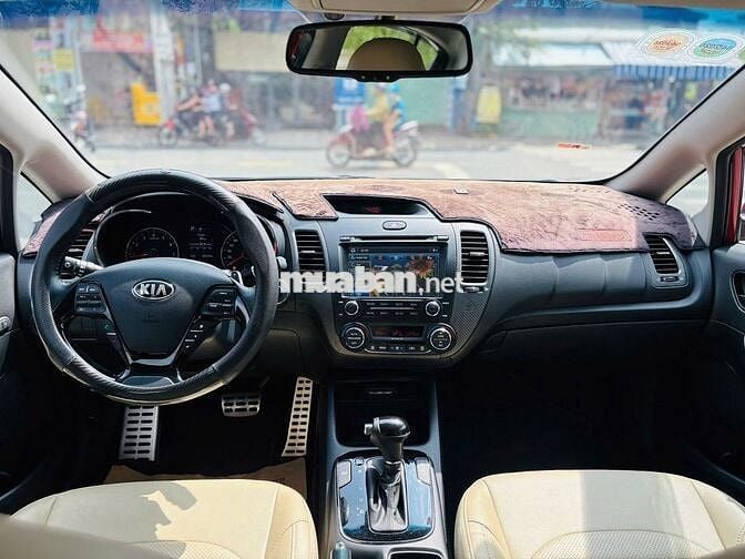 Kia Cerato 2018 1.6 AT - 49000 km