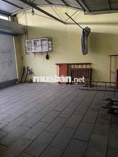 Cho thuê nhà nguyên căn hẻm xe tải