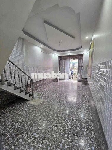 💰💰💰 NHÀ SÁT EMART PHAN HUY ÍCH, P14 - TRỆT LẦU: 1PN, 2WC - HẺM 5m