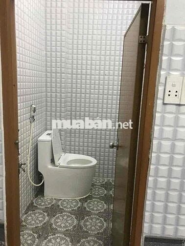 💰💰💰 NHÀ SÁT EMART PHAN HUY ÍCH, P14 - TRỆT LẦU: 1PN, 2WC - HẺM 5m