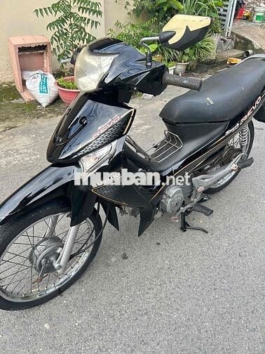 Suzuki Revo Máy siêu êm ngon.xe còn đẹp.cavet đủ