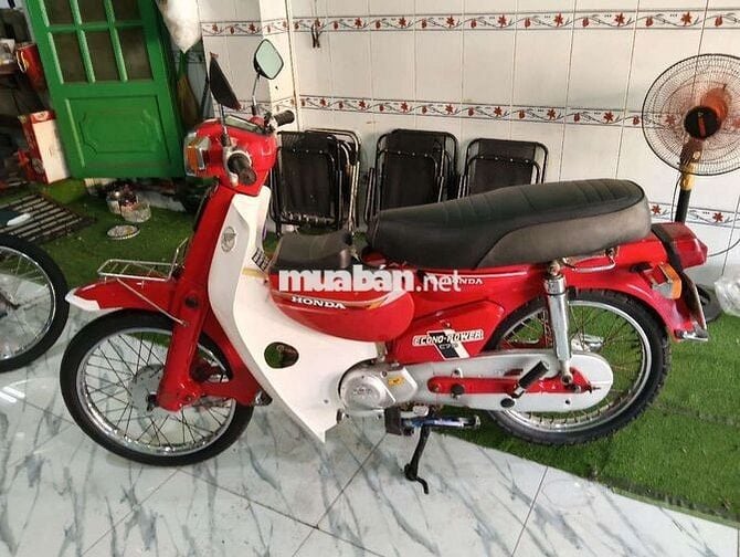 DD mộc máy khỏi bàn