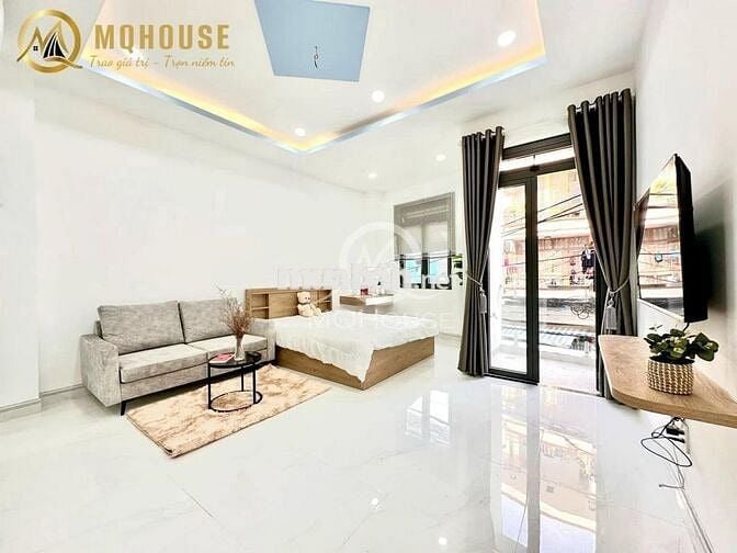 CĂN HỘ 1 PHÒNG NGỦ CAO CẤP_NGAY SVĐ PHÚ THỌ_BAN CÔNG THOÁNG MÁT