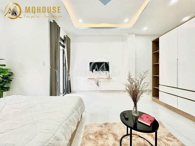 CĂN HỘ 1 PHÒNG NGỦ CAO CẤP_NGAY SVĐ PHÚ THỌ_BAN CÔNG THOÁNG MÁT