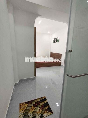 Nhà HXT 1/ Lê Đức Thọ (4x19m) 2PN 3WC 12tr