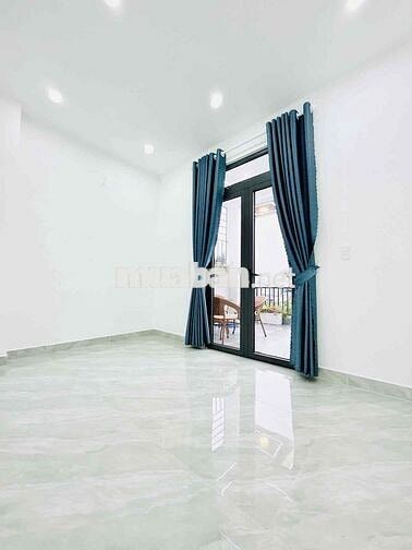 SIÊU PHẨM 4 TẦNG LUNG LINH - 64M2 - Ô TÔ ĐỖ CỬA - LÂM THỊ HỐ -QUẬN 12