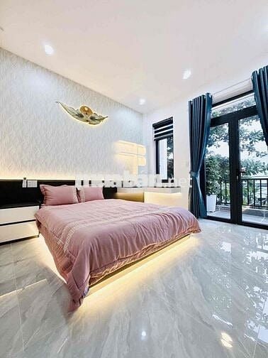 SIÊU PHẨM 4 TẦNG LUNG LINH - 64M2 - Ô TÔ ĐỖ CỬA - LÂM THỊ HỐ -QUẬN 12