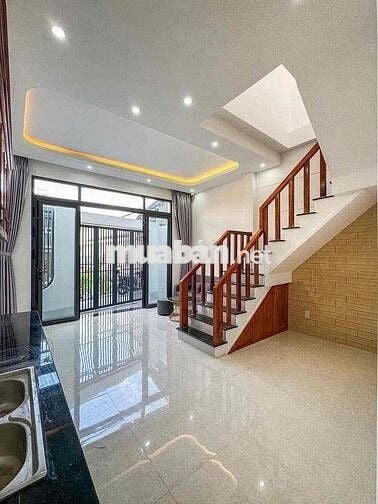 CHỦ NHÀ KẸT TIỀN CẦN BÁN GẤP !!!