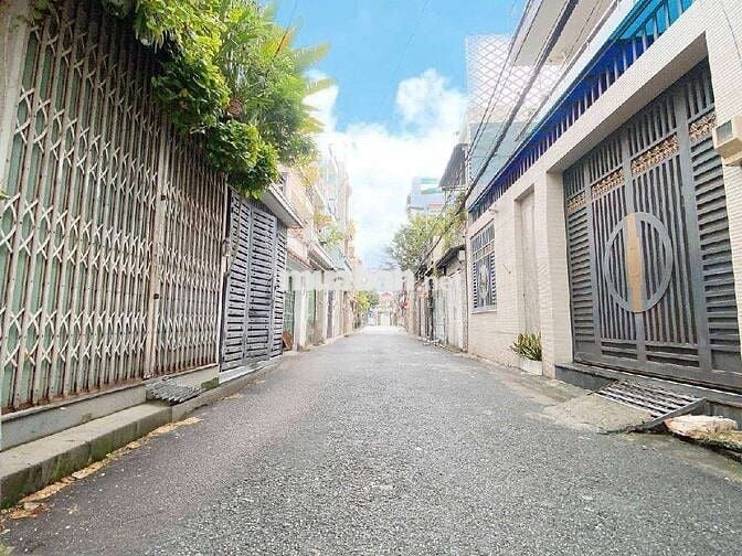 BÁN NHÀ 2 TẦNG DT 60M2 ĐƯỜNG TRẦN THỊ CỜ PHƯỜNG THỚI AN