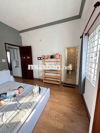 CẦN CHO THUÊ NHÀ ĐẸP HXH VỊ TRÍ ĐẸP KHU VỰC SẦM UẤT Đ.NGUYỄN VĂN LƯỢNG