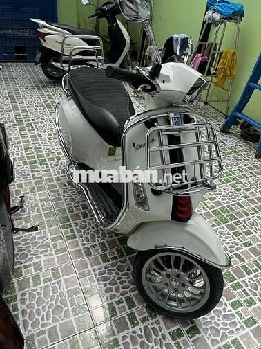 cần bán xe Vespa