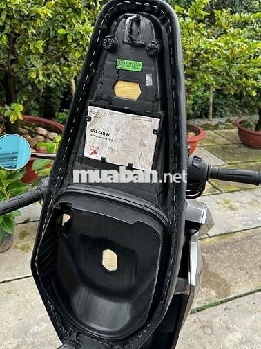Cần bán Vario 150 2020 bstp