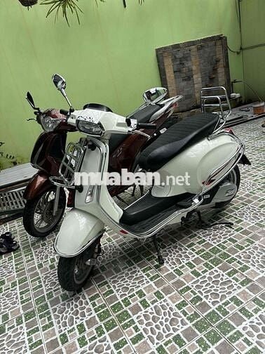 cần bán xe Vespa