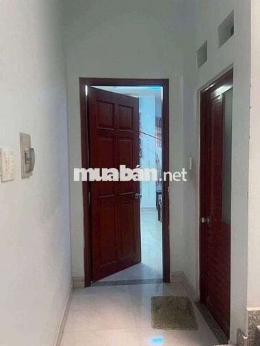 Nhà 1 trệt 2 lầu sân thượng hẻm liên khu 4/5 BHH B bình tân