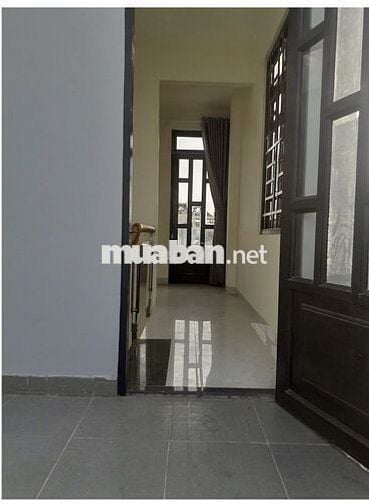 Cho Thuê Nhà 1 trệt 1 lửng 2 lầu sân thượng DT 70m2.