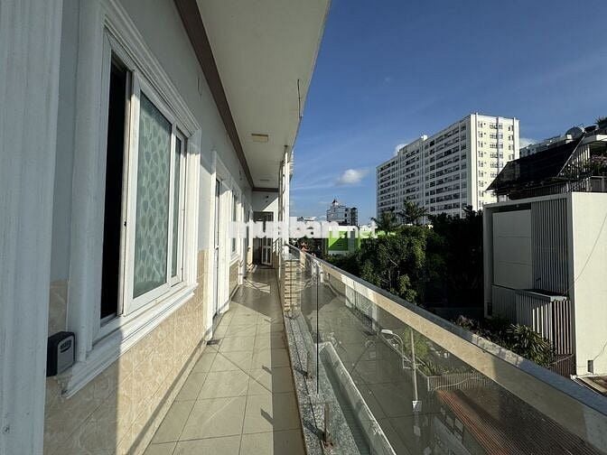 XVNT Phòng bancong thoáng mát khu đại học, Hutech ung văn Khiêm