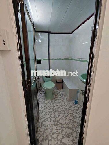 CHO THUÊ NHÀ HẺM 3 GÁC, 2 XET, NƠ TRANG LONG Q.BINH THANH