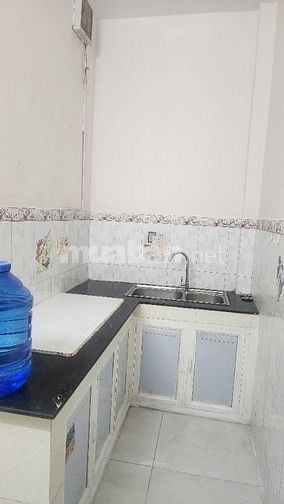 Cho thuê nhà nguyên căn, mới sơn sửa