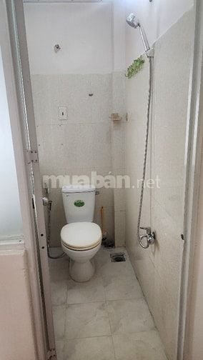 Cho thuê nhà nguyên căn, mới sơn sửa