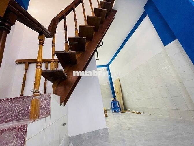 Nhà Mới 2PN Hẻm Xe Hơi Trần Hưng Đạo Quận 1